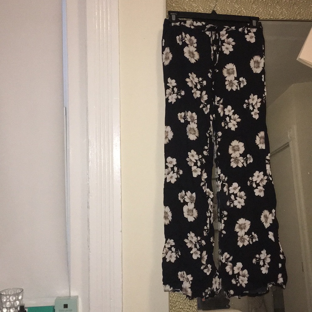 Brandy Melville Black Floral Pants